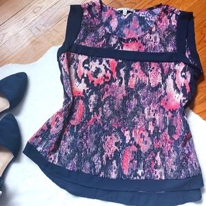 Collective Concepts • Women's Sleeveless Casual Chic Blouse Top